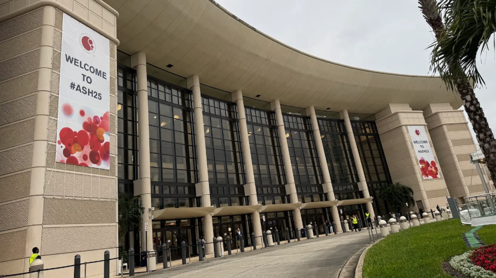 芝大医学中心在2025 ASH年会发布突破性血癌研究